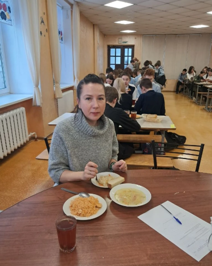 Родительский контроль за горячим питанием обучающихся в МБОУ «СОШ №35» .